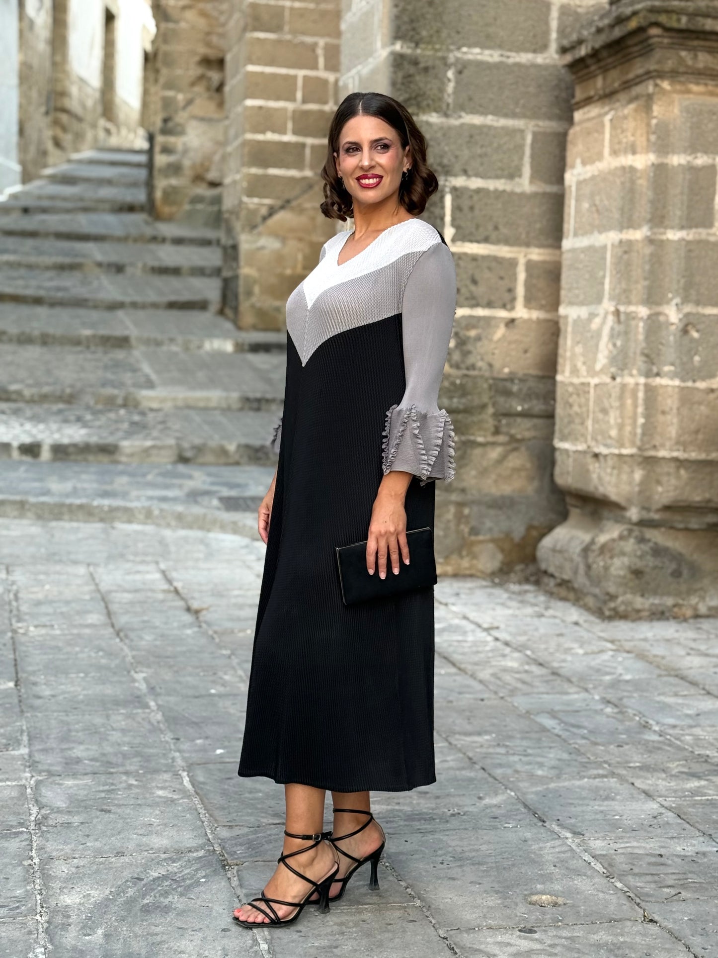 Vestido Esmeralda Negro