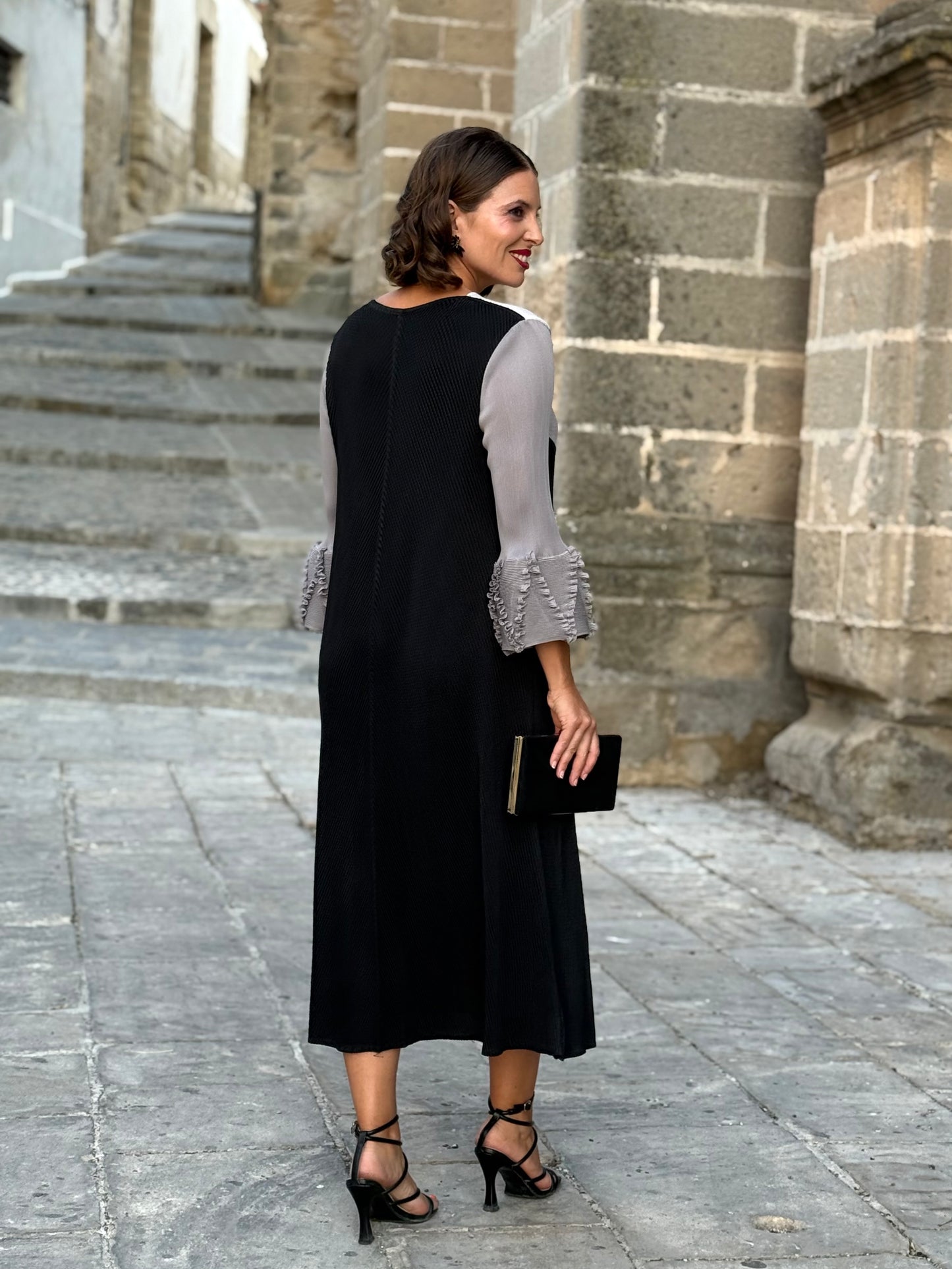 Vestido Esmeralda Negro