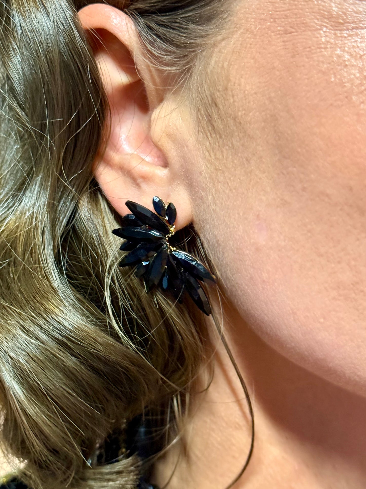 Pendientes Axel Negro