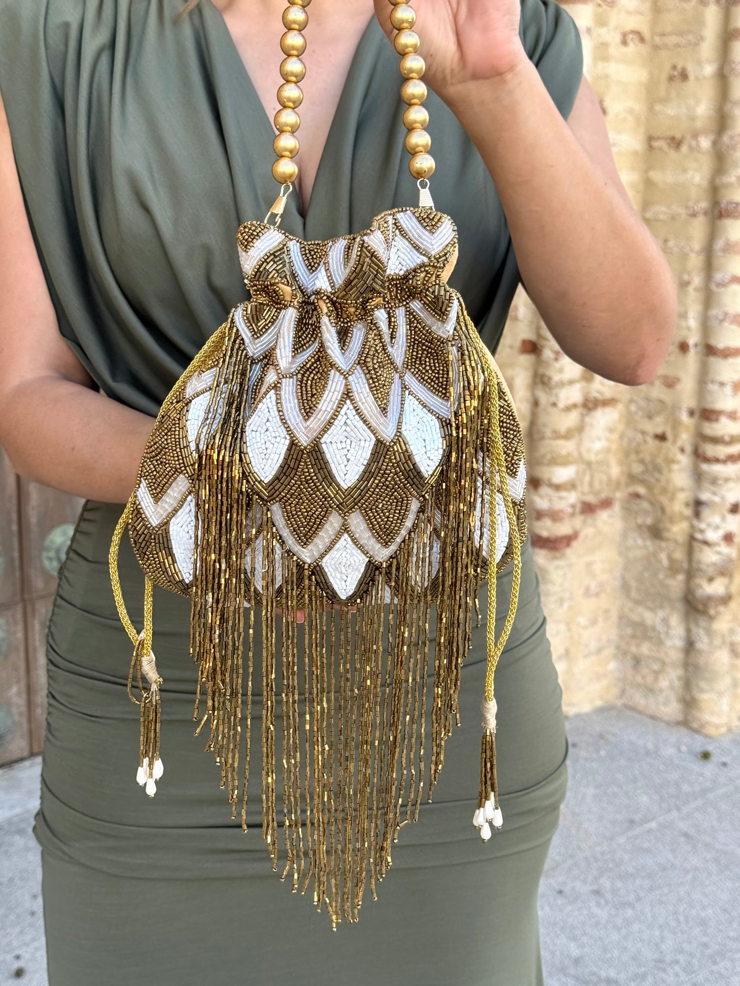 Limosnera Glam Dorada/Blanca