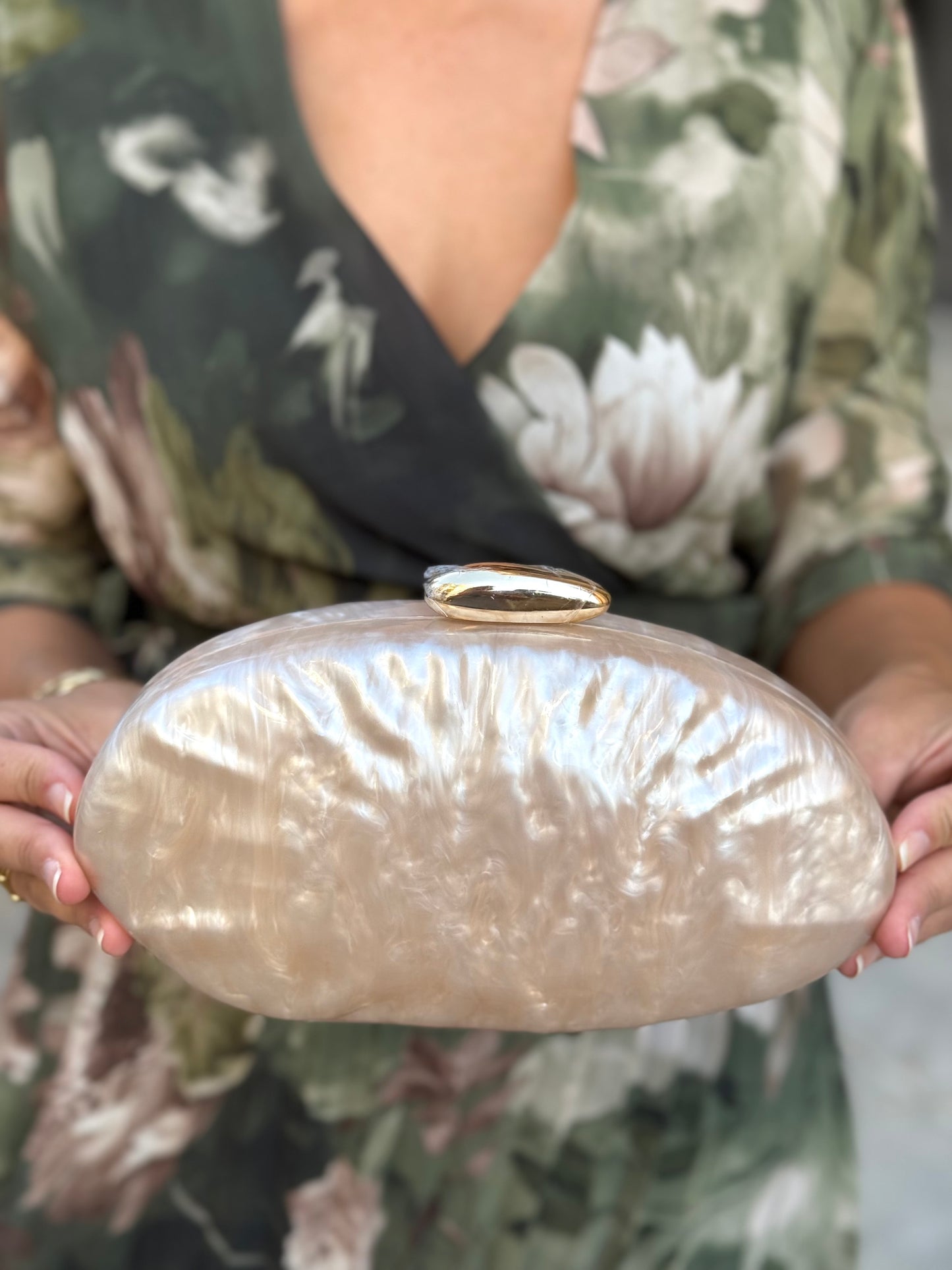 Bolso Ovalado Beige