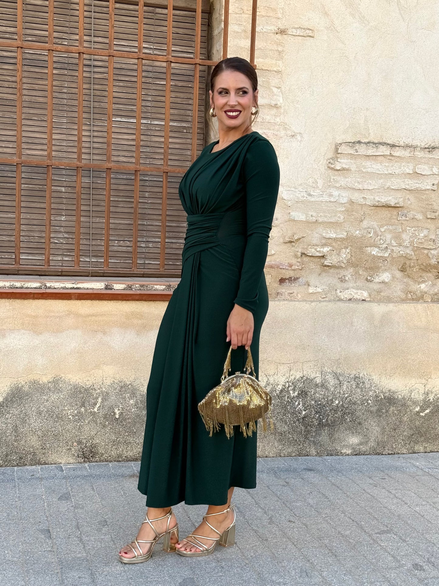 Vestido Verde Drapeado en la Cintura