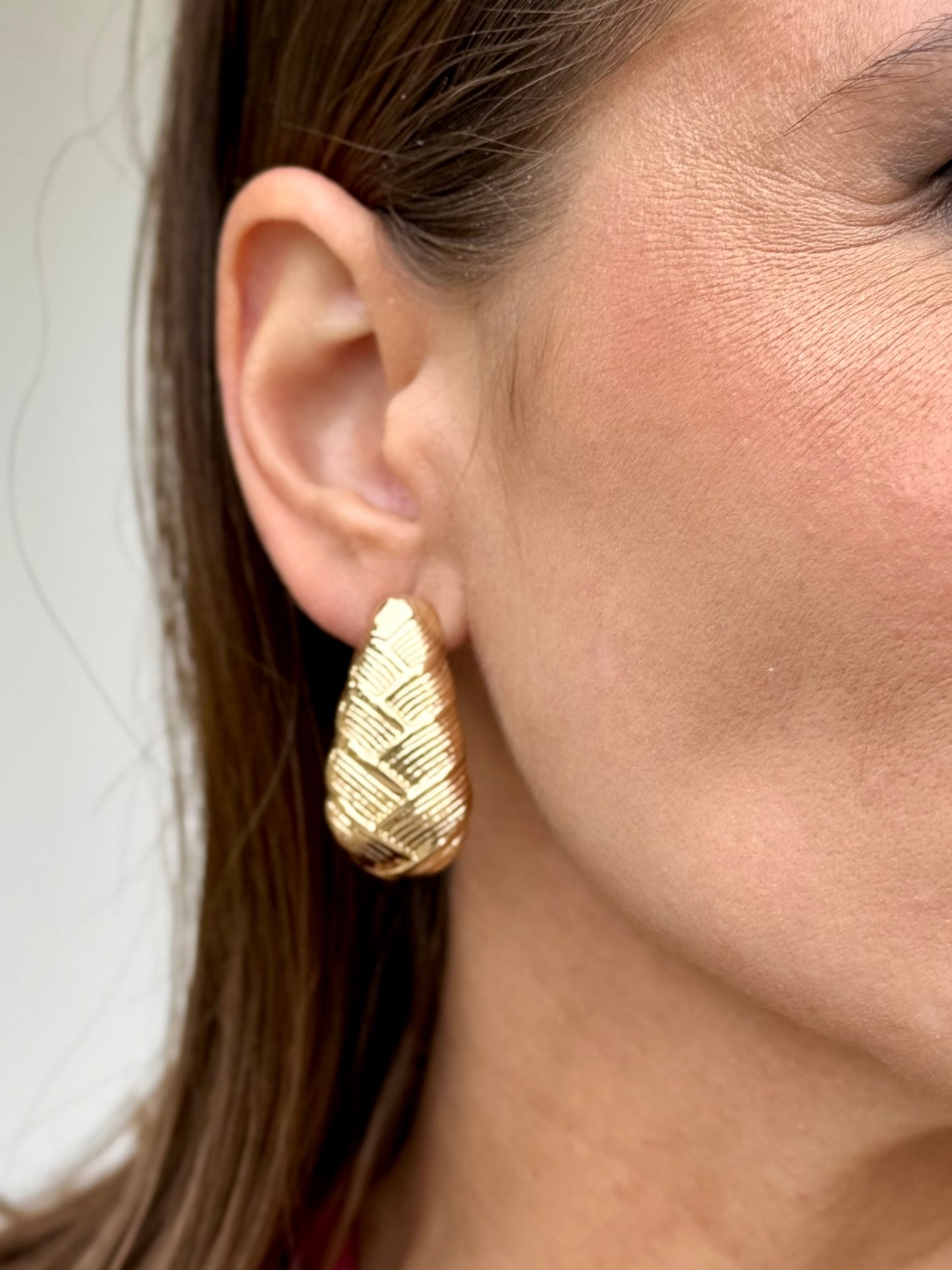 Pendientes Silueta Dorado