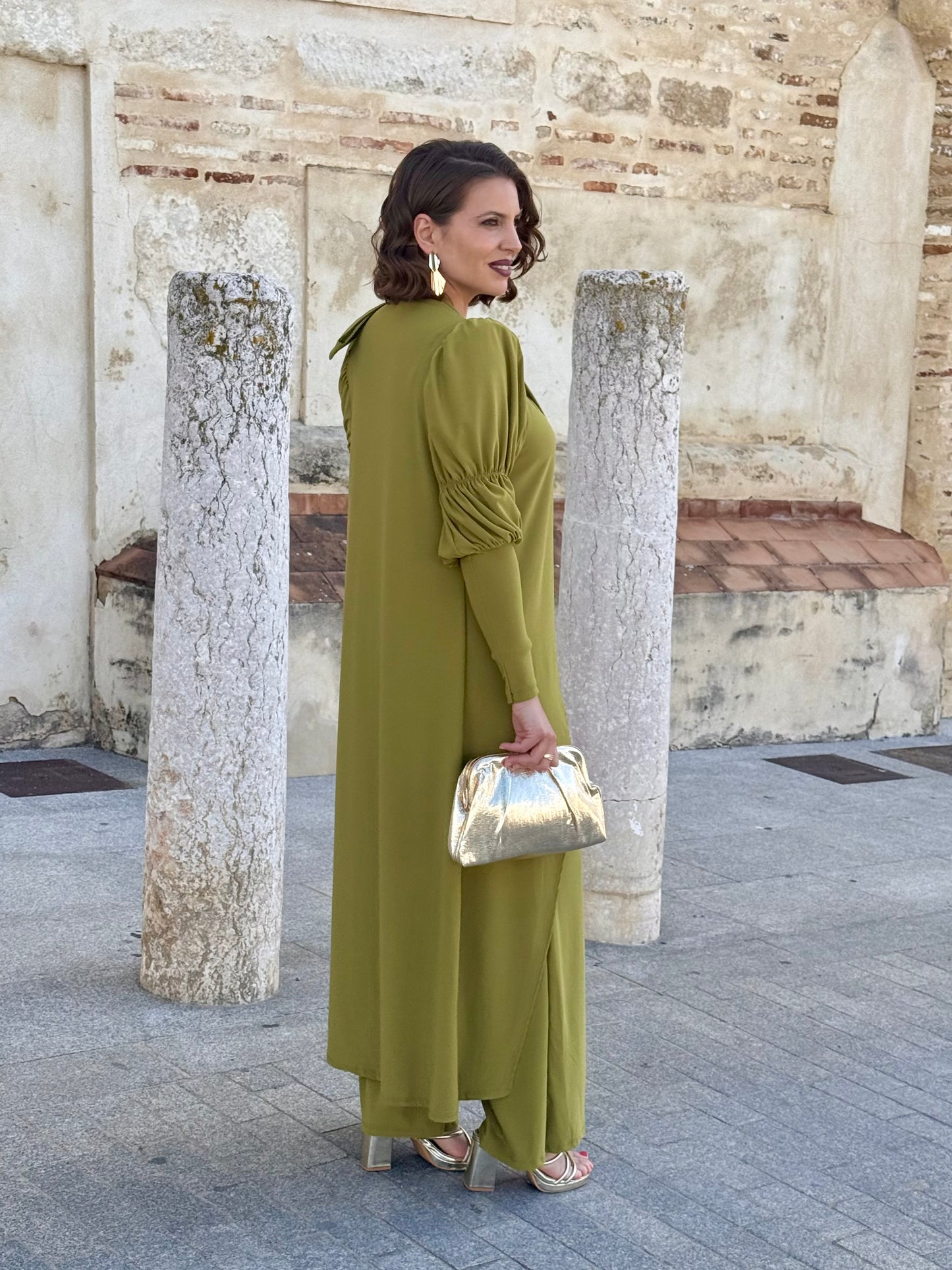 Conjunto Camelia Verde Oliva
