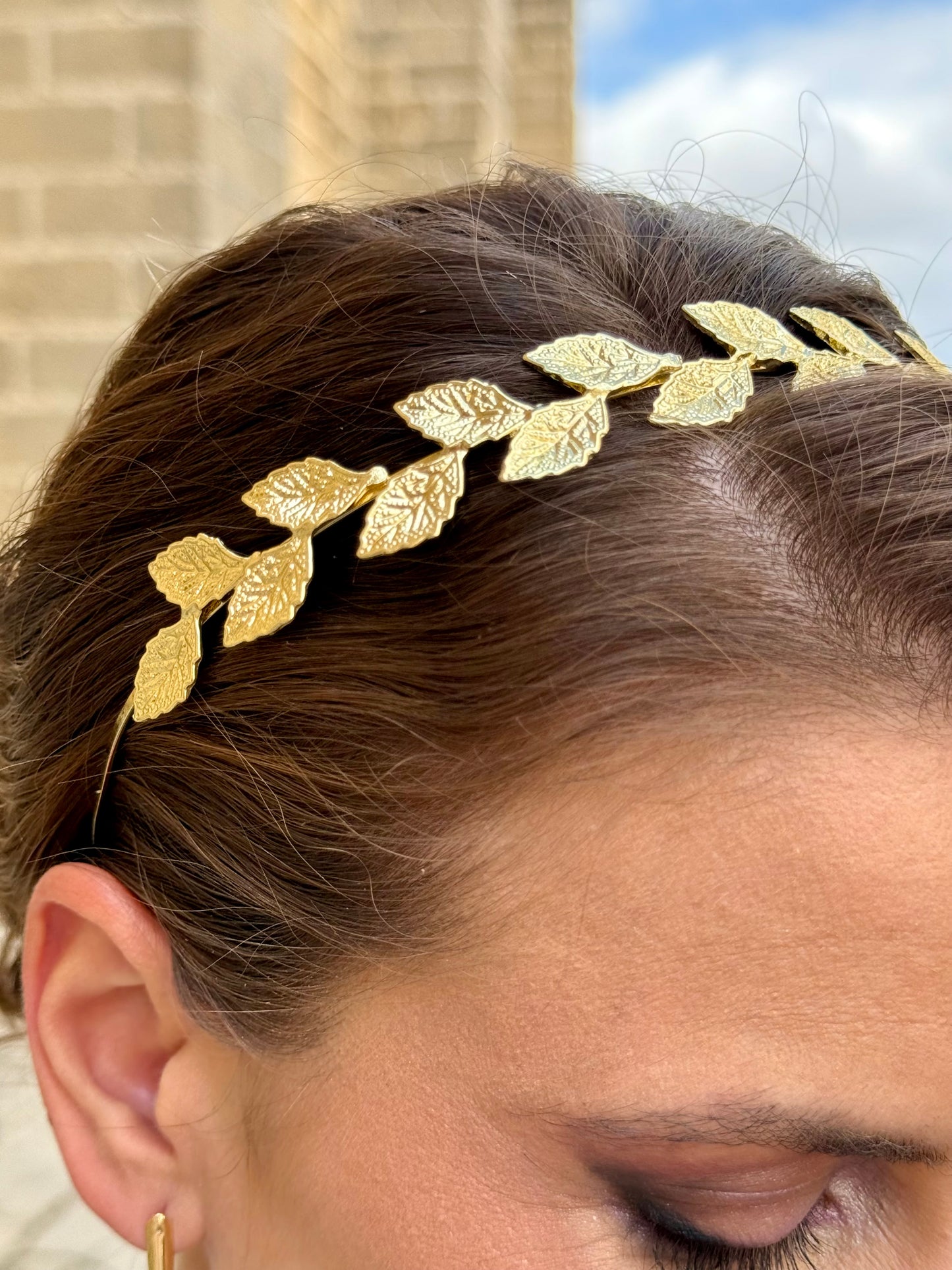 Diadema Metálica Lina Dorada