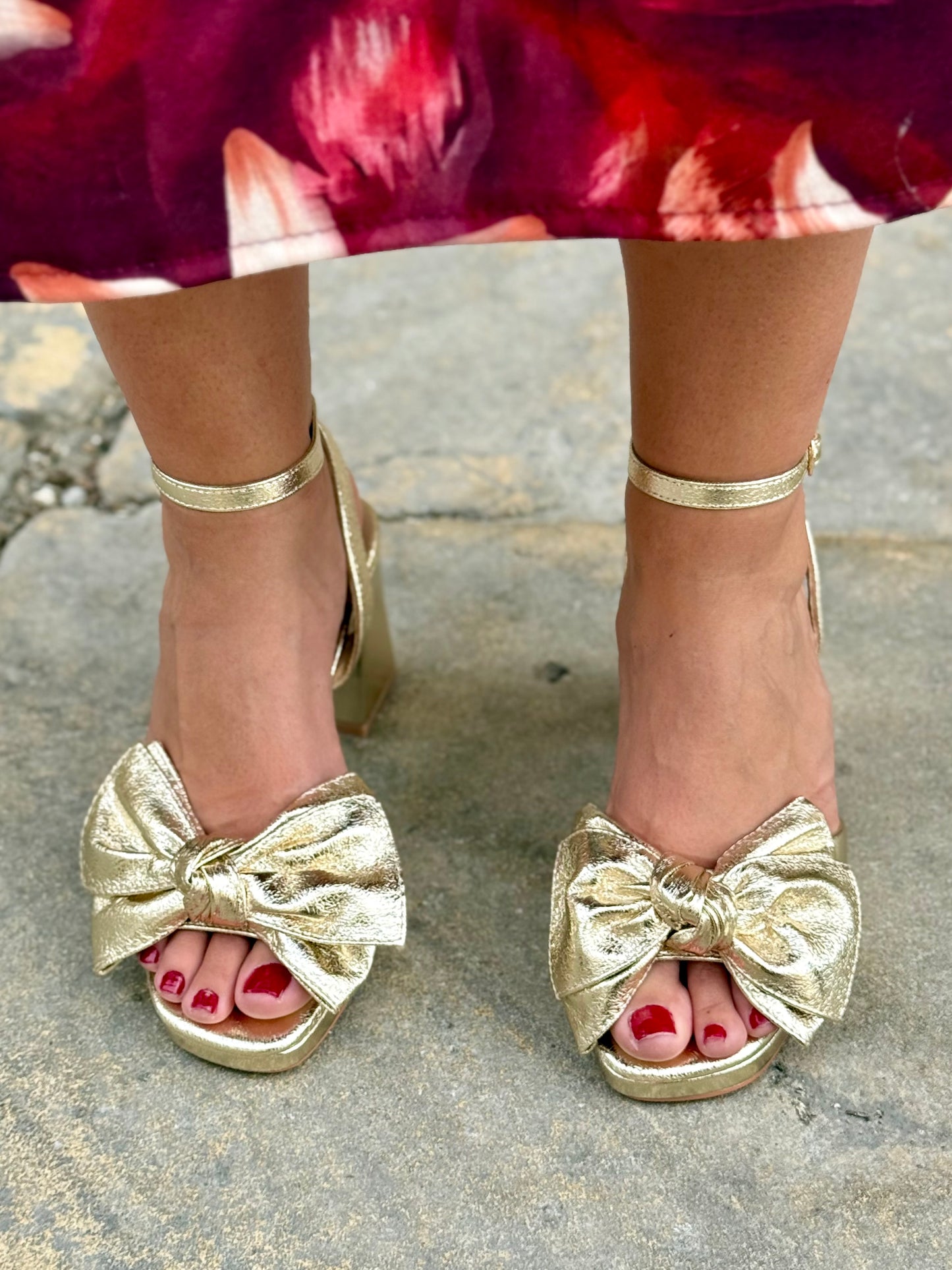 Sandalias Carla Dorada