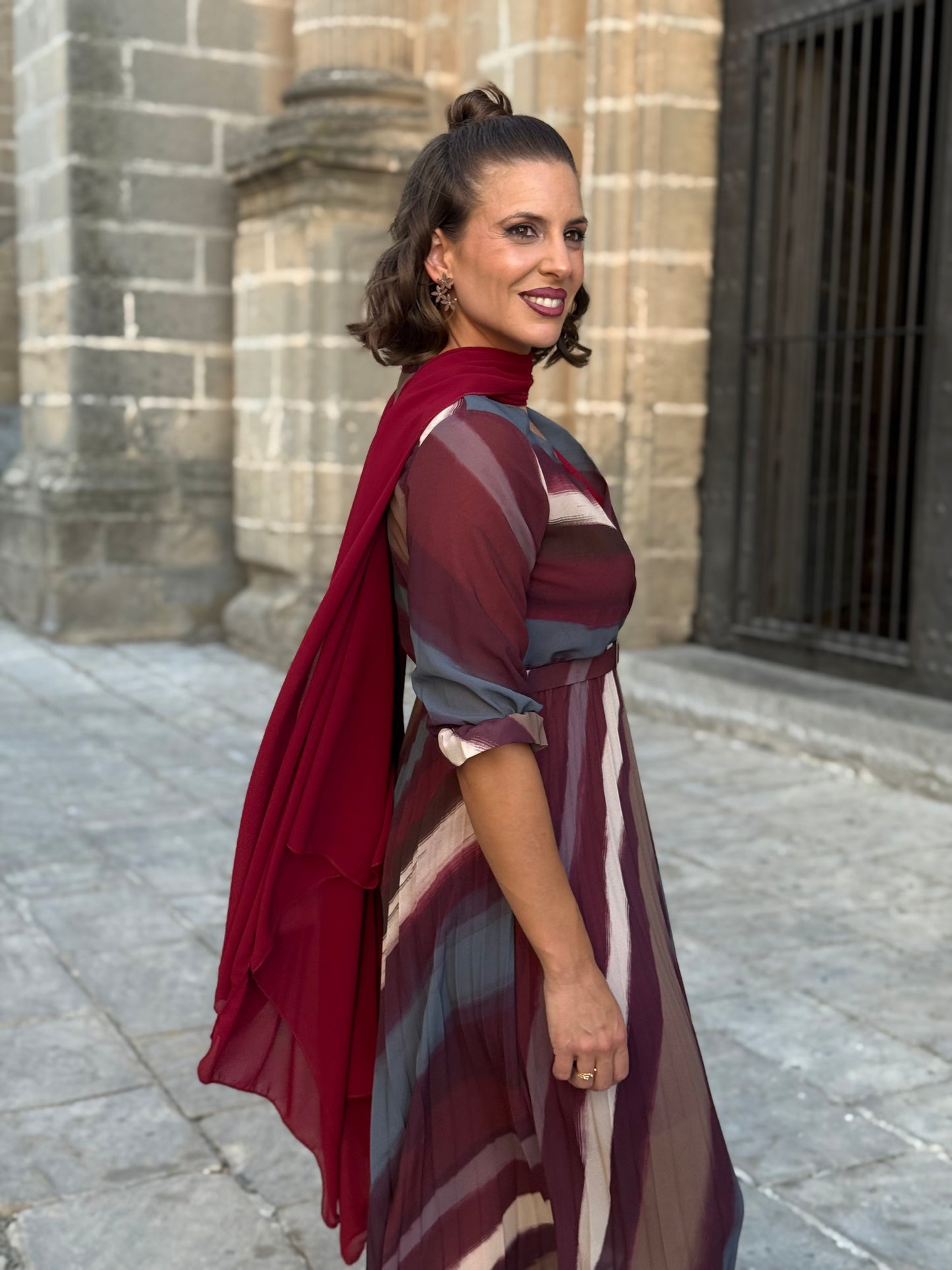 Capa de Gasa Burdeos