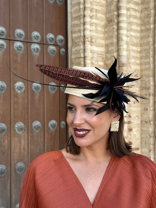 Tocado Natural con Plumas Negra y Marrón
