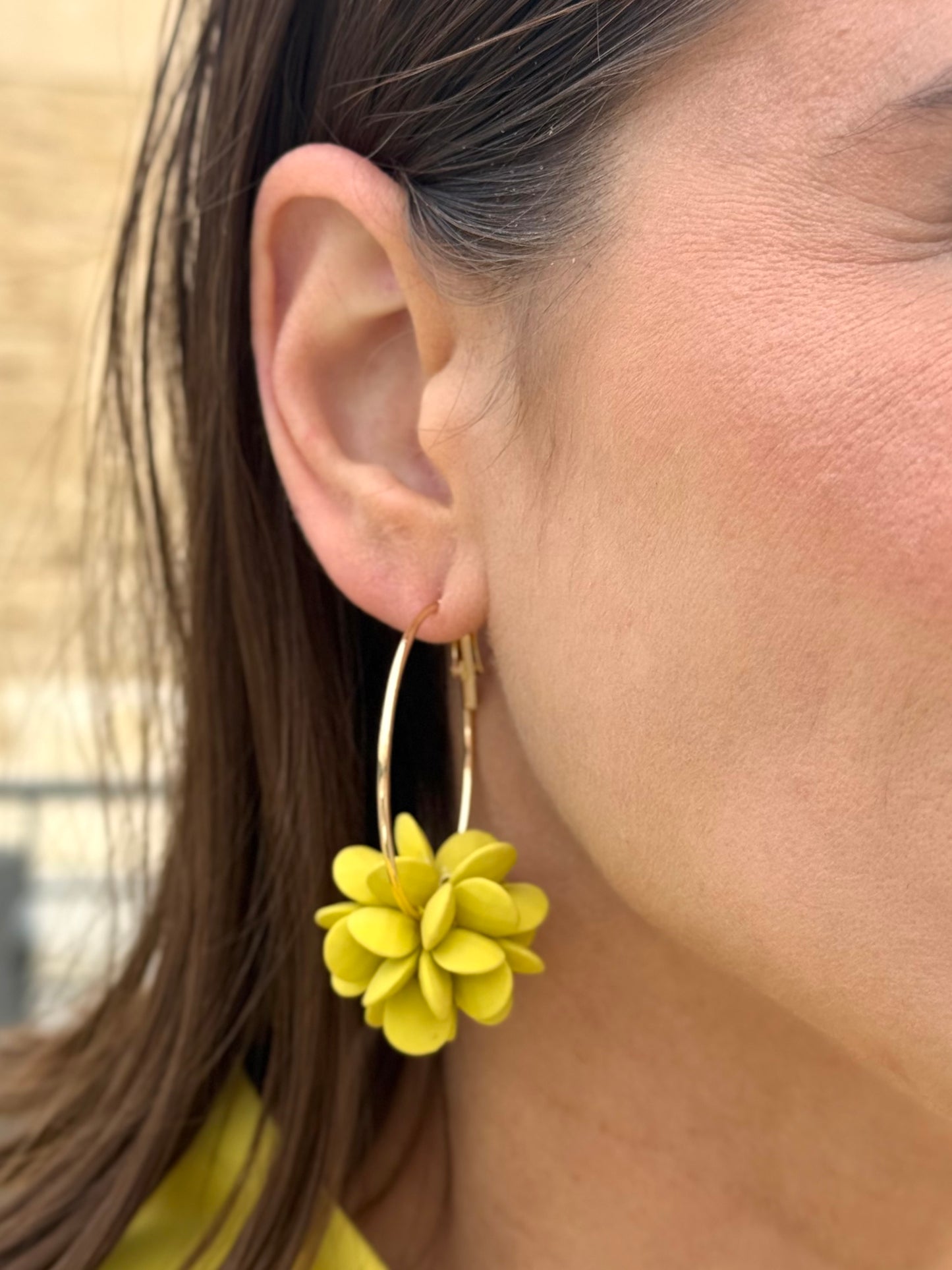 Pendientes Aro Flor Amarillo