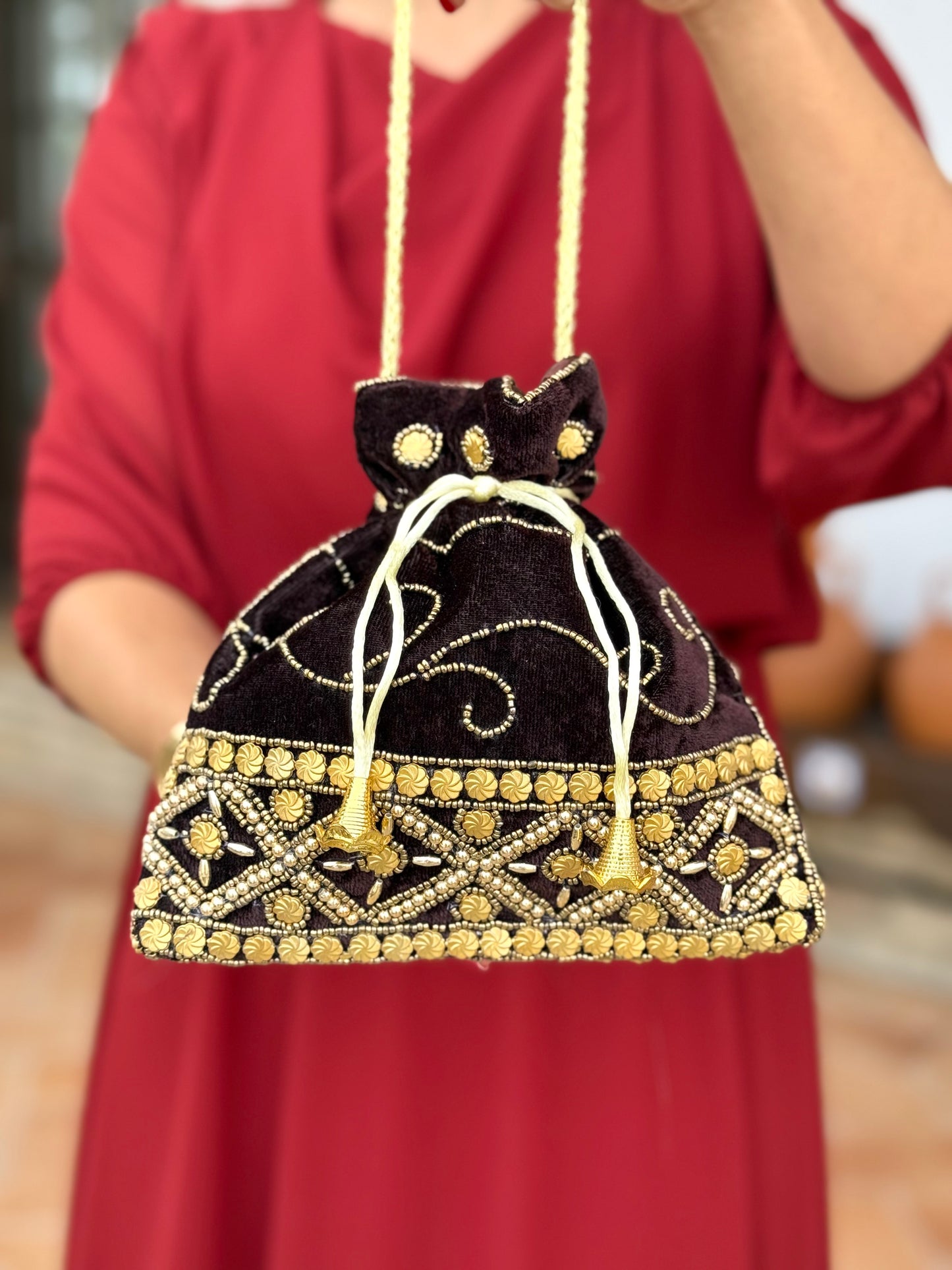 Limosnera Terciopelo Berlín Marrón