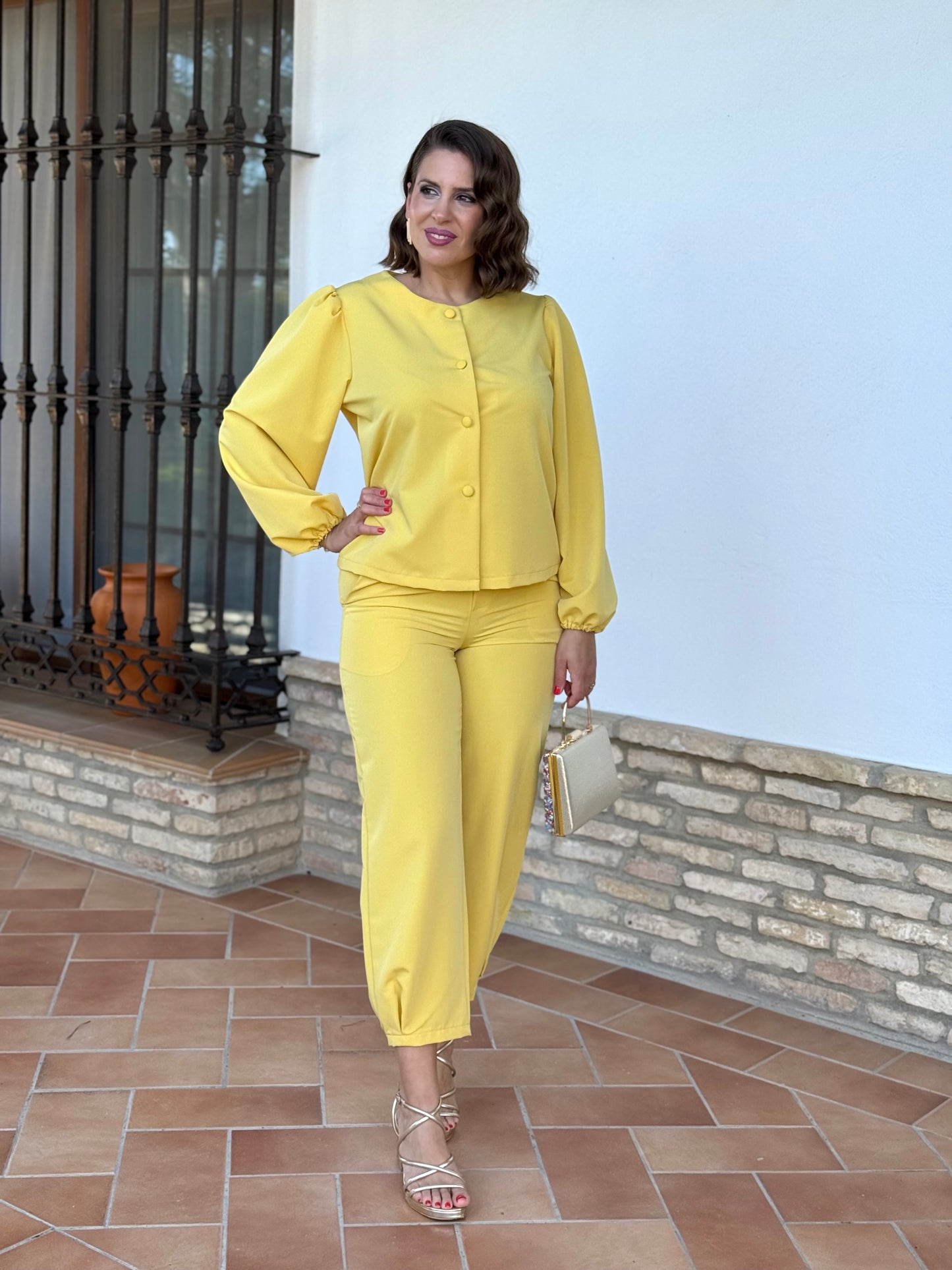 Conjunto Elegance Botones Amarillo