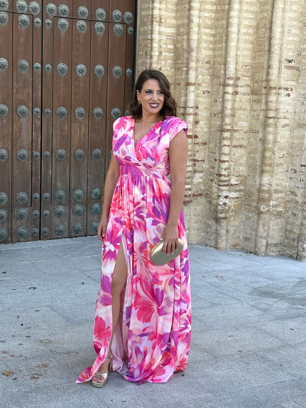 Vestido largo de invitada con escote cruzado Estampado