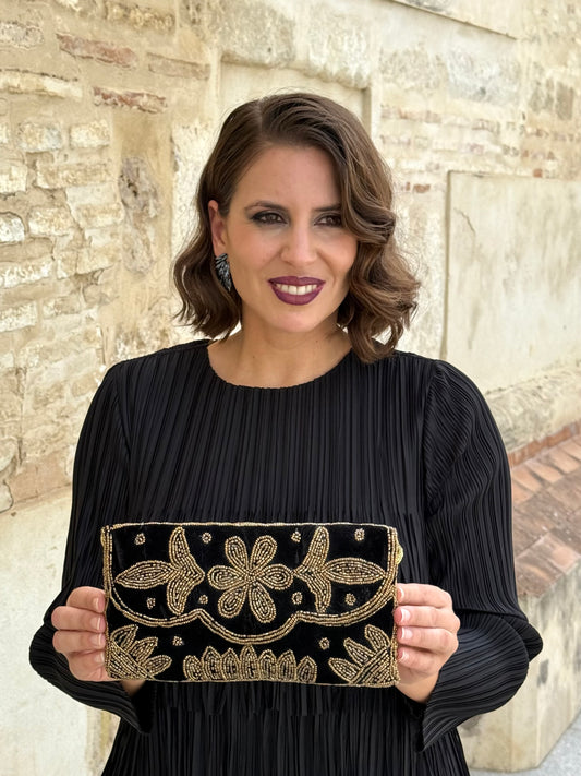 Bolso Clutch Joya Bordado Negro