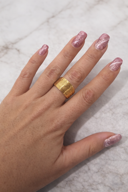 Anillo Dorado Textura Roma