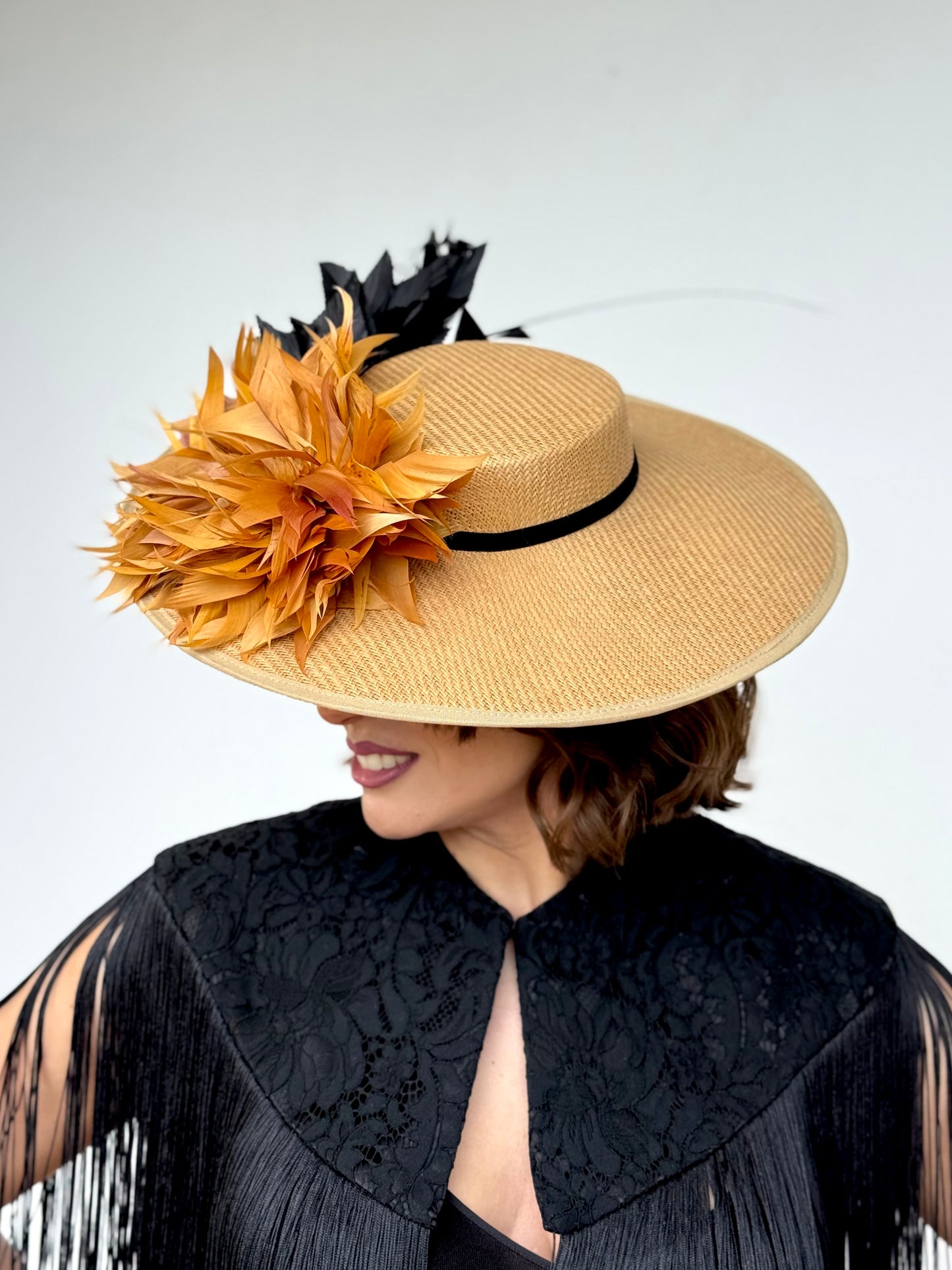 Pamela Ámbar Elegante