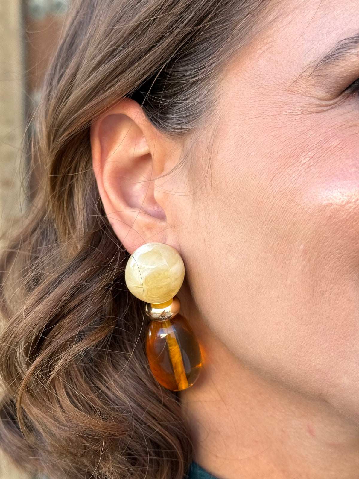 Pendientes Auxi  Beige / Ambar