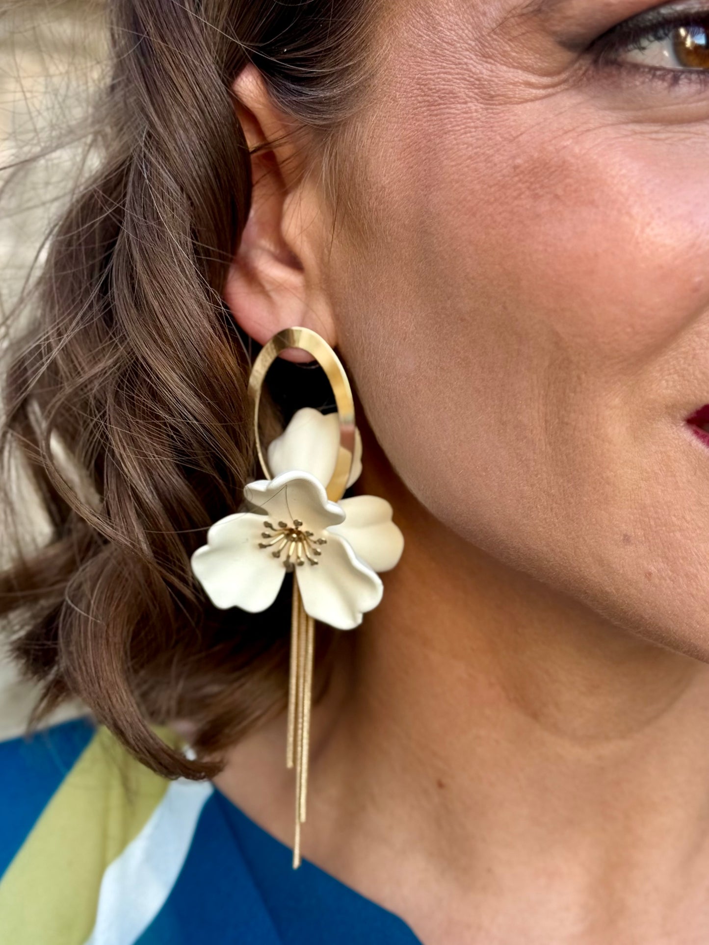 Pendientes Flor Blanco Roto