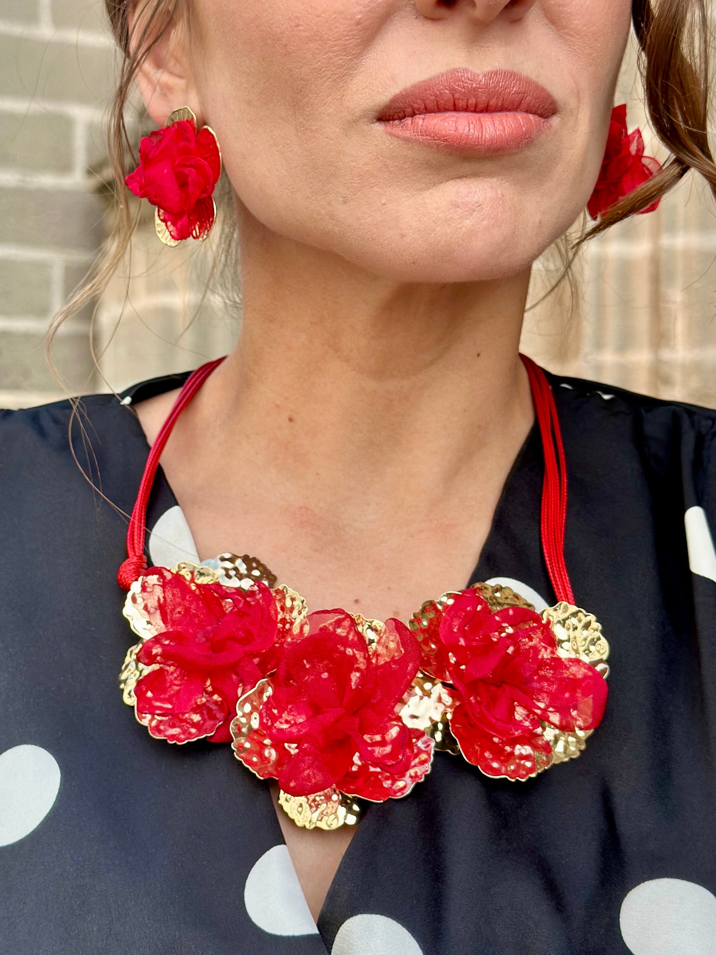 Collar Floral Rojo