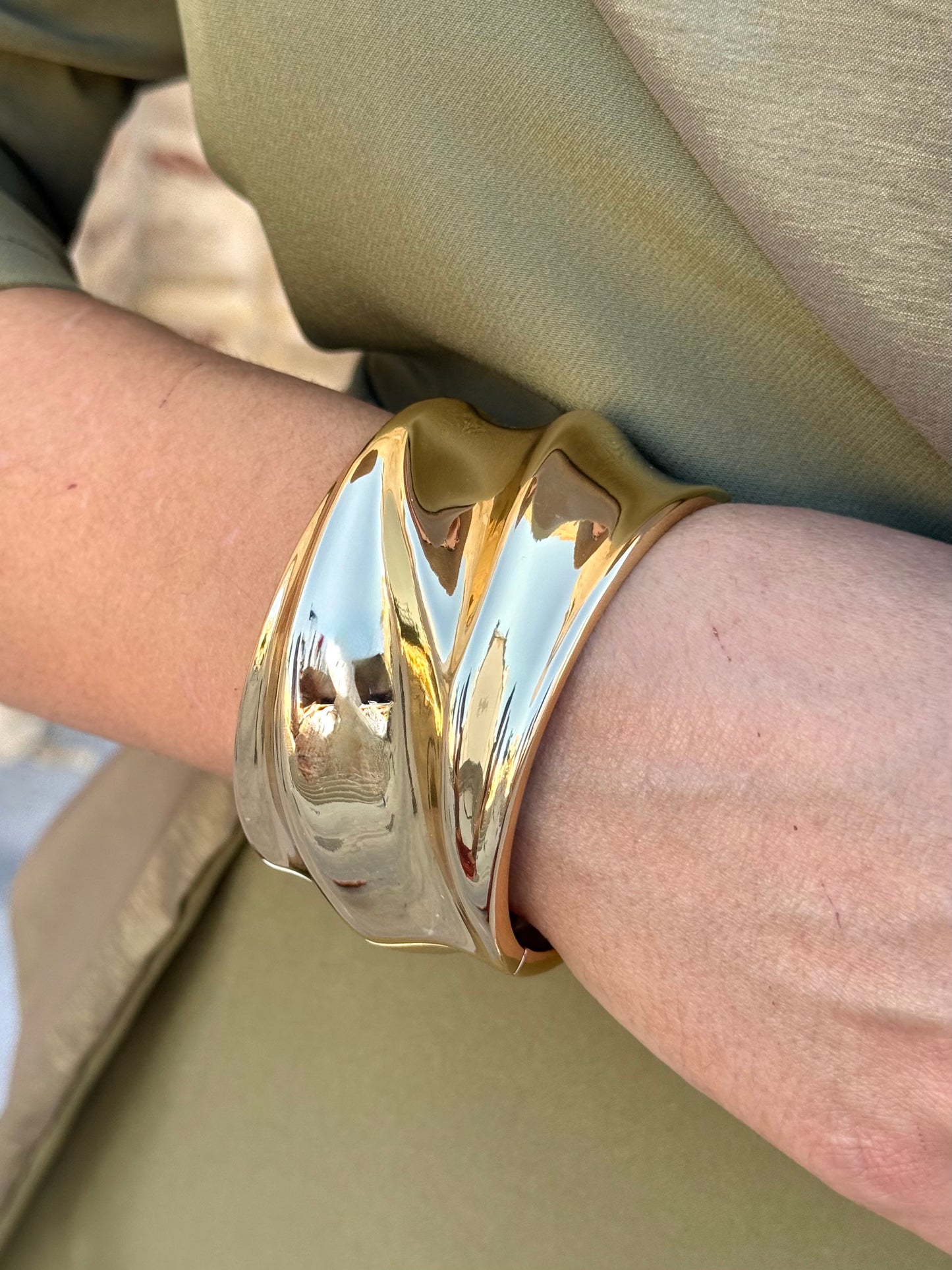 Pulsera Claudia Dorada