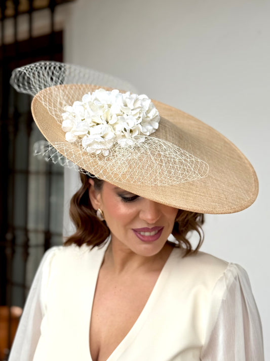 Pamela Marfil Elegante