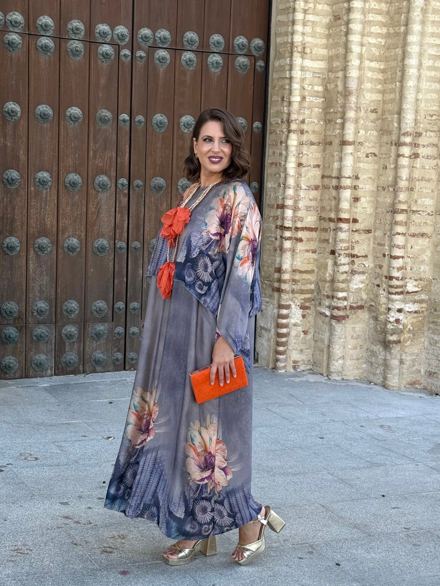 Vestido + Capa Samira Gris