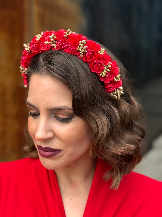 Diadema floral Roja