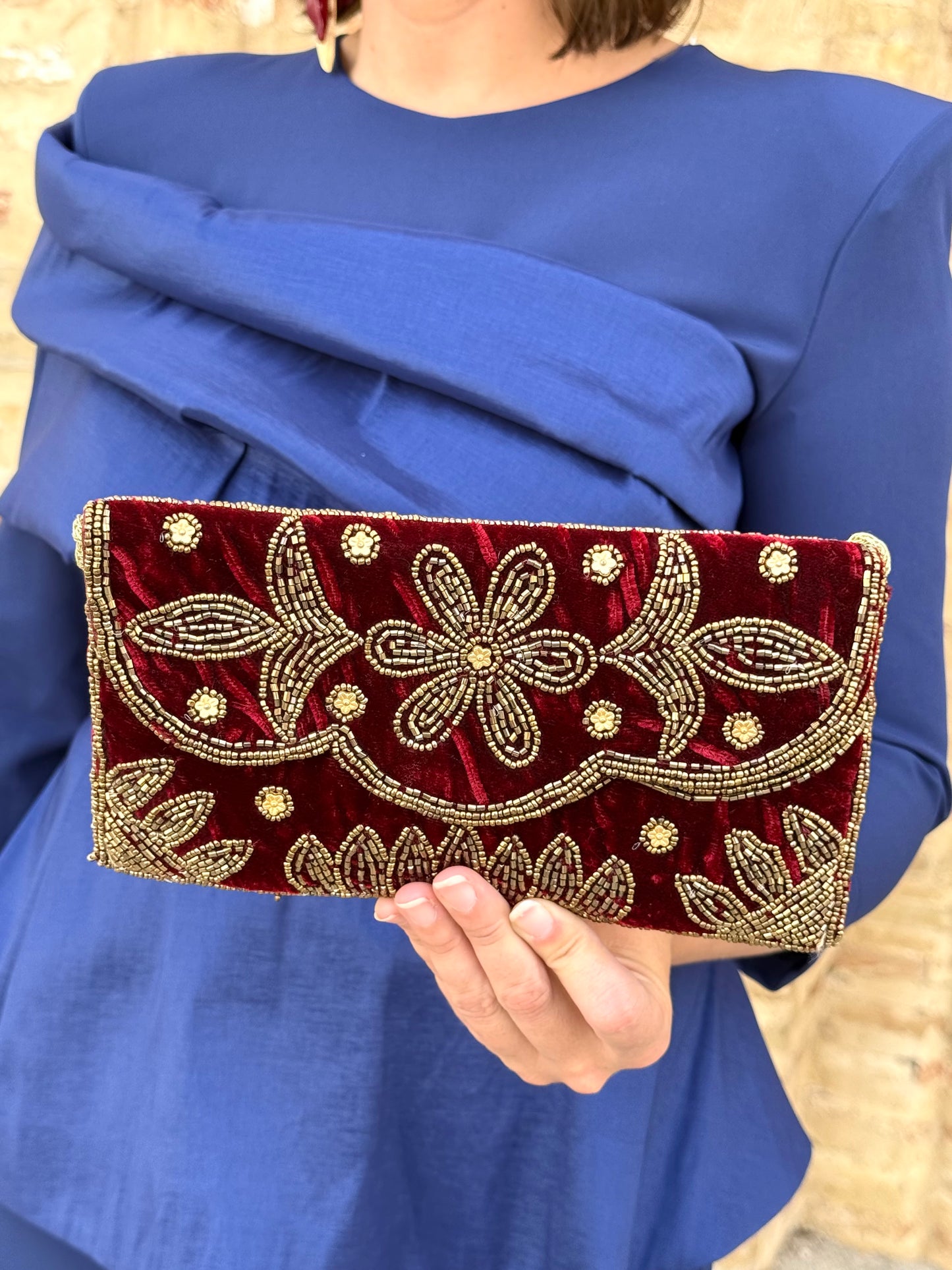 Bolso Clutch Joya Bordado Burdeos