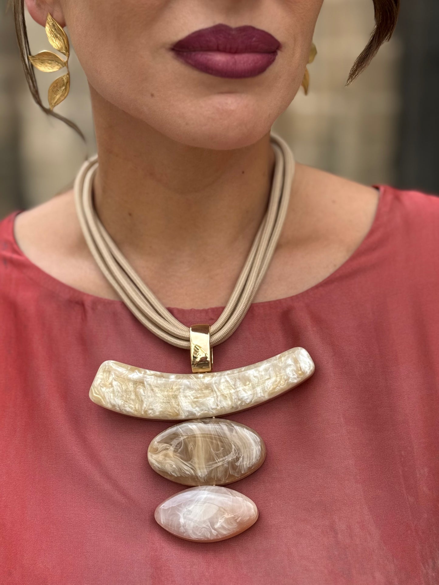 Collar Emily Beige