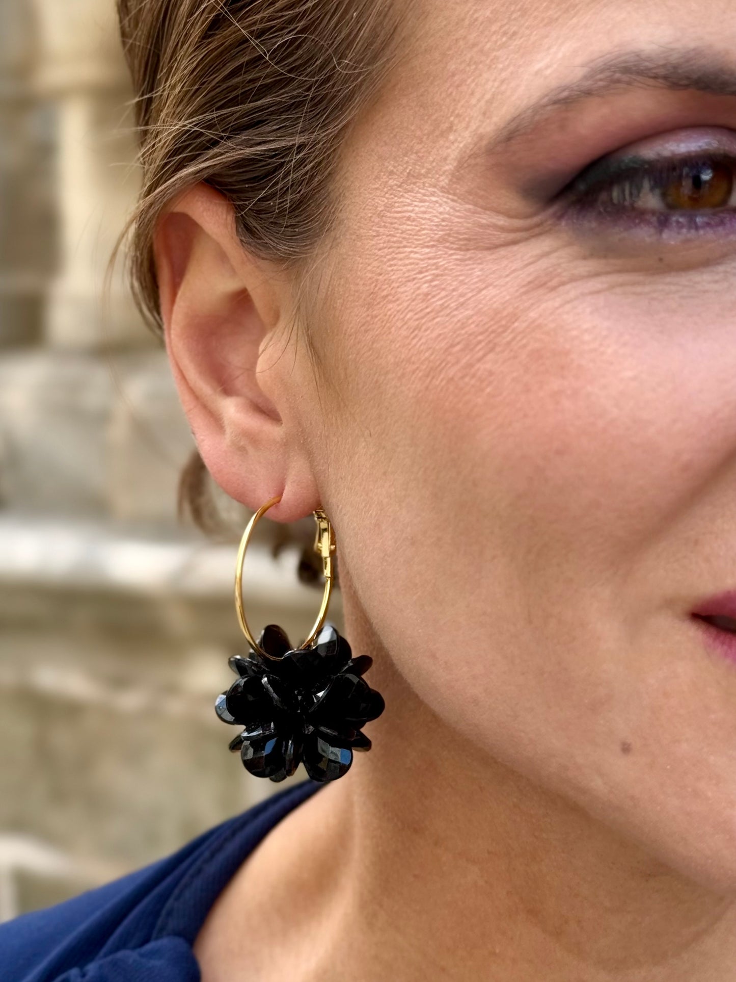 Pendientes Aro Flor Negro