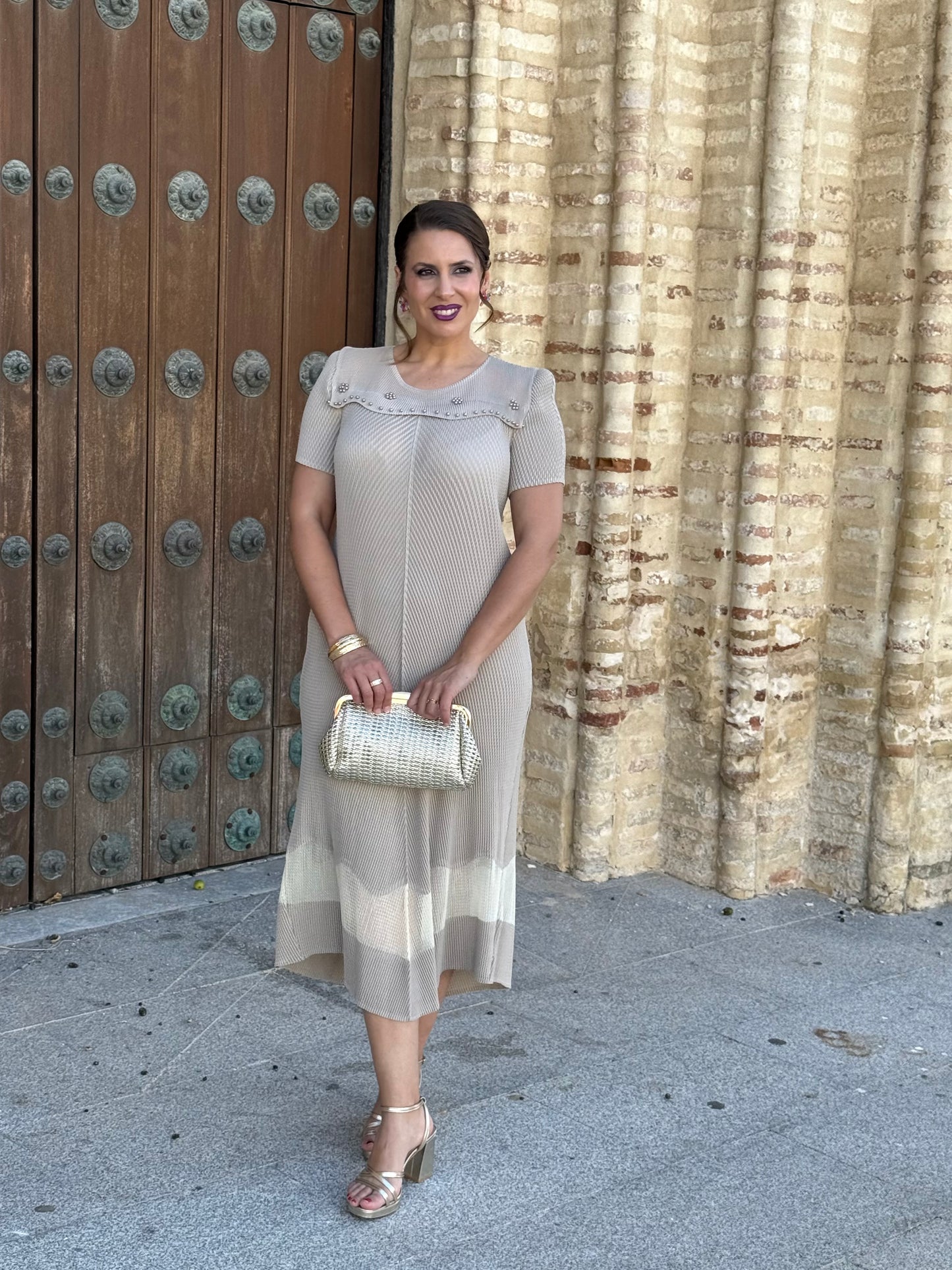 Vestido Liora Beige