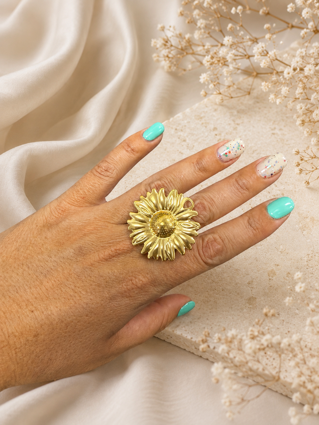 Anillo Flor Dorada