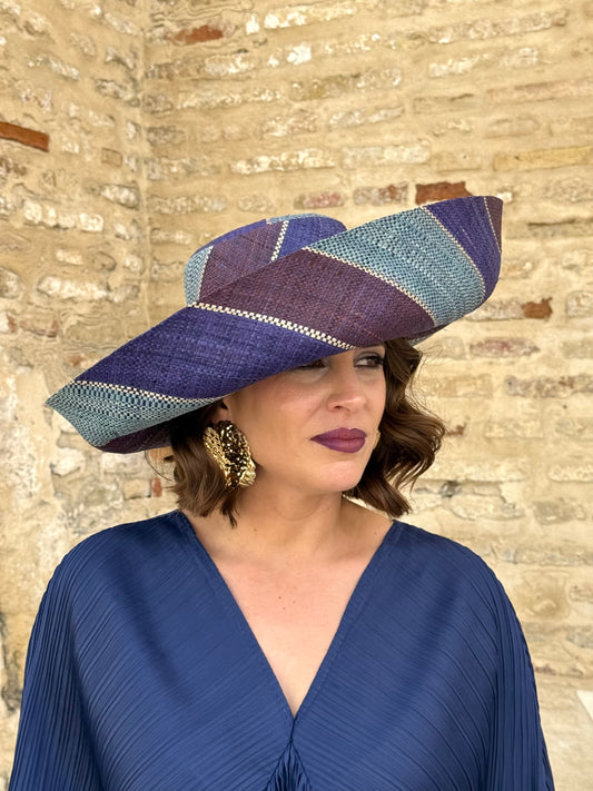 Pamela Regata Azul