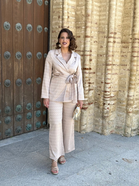 Traje de Chaqueta Elegancia Champán