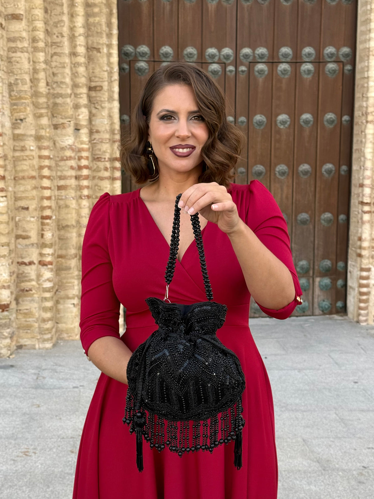 Limosnera Samira con pedrería y flecos