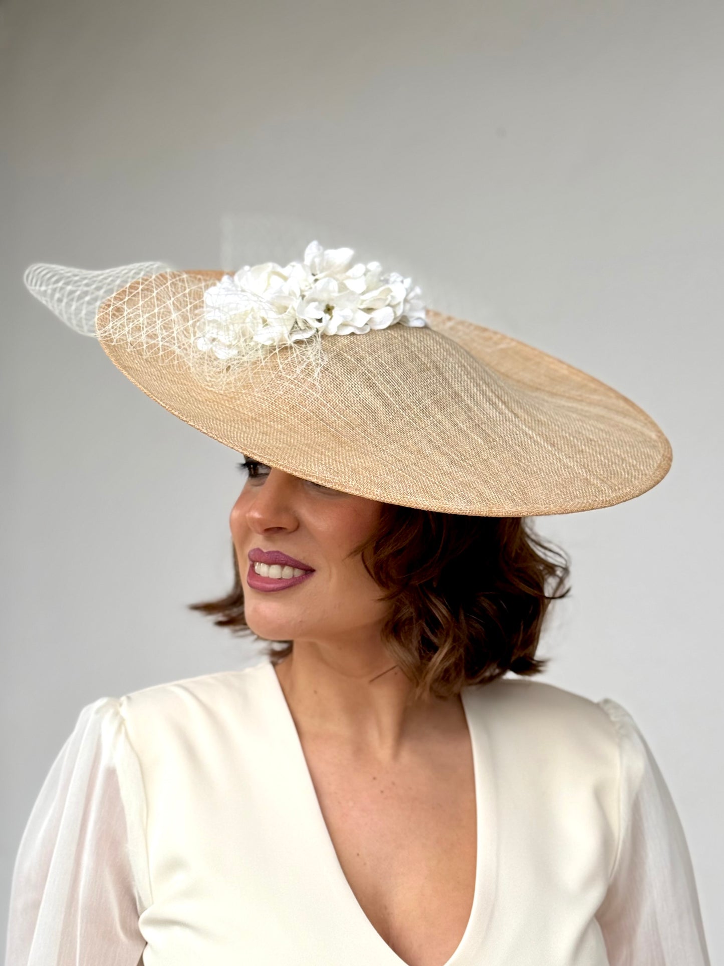 Pamela Marfil Elegante