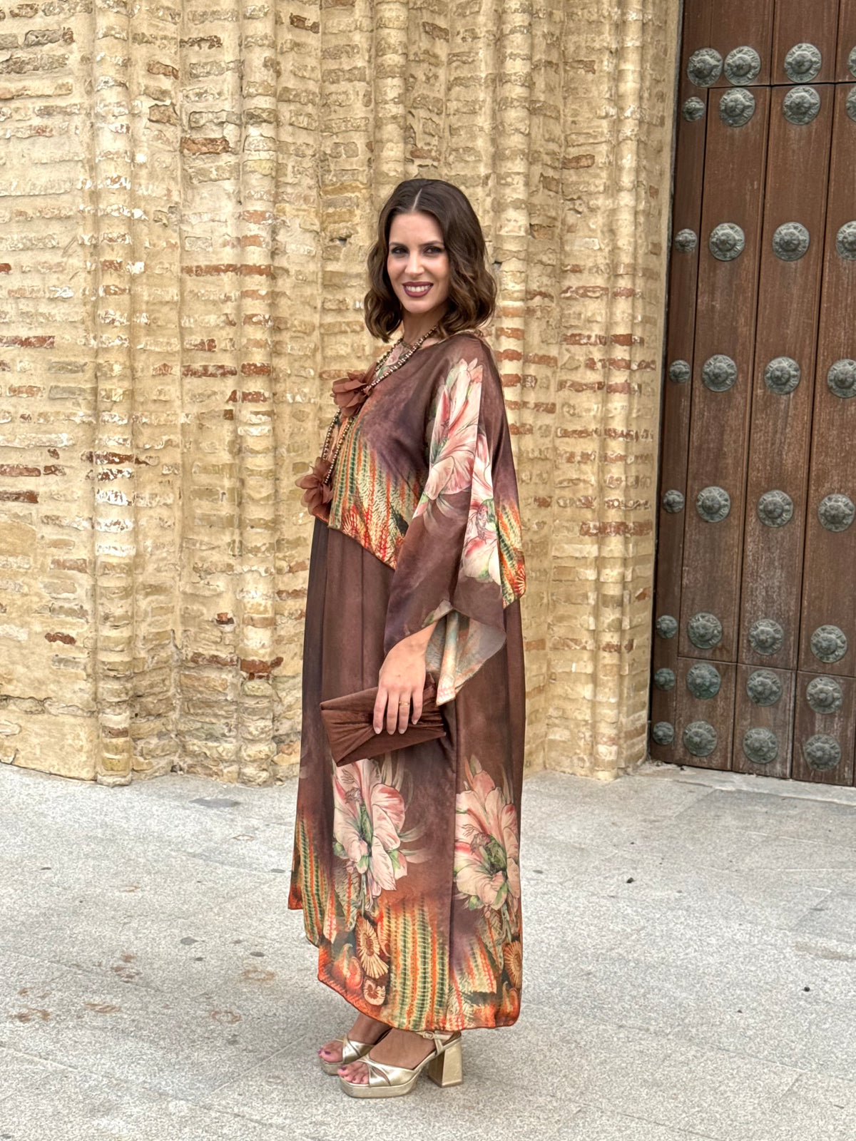 Vestido + Capa Samira Beige/Marrón