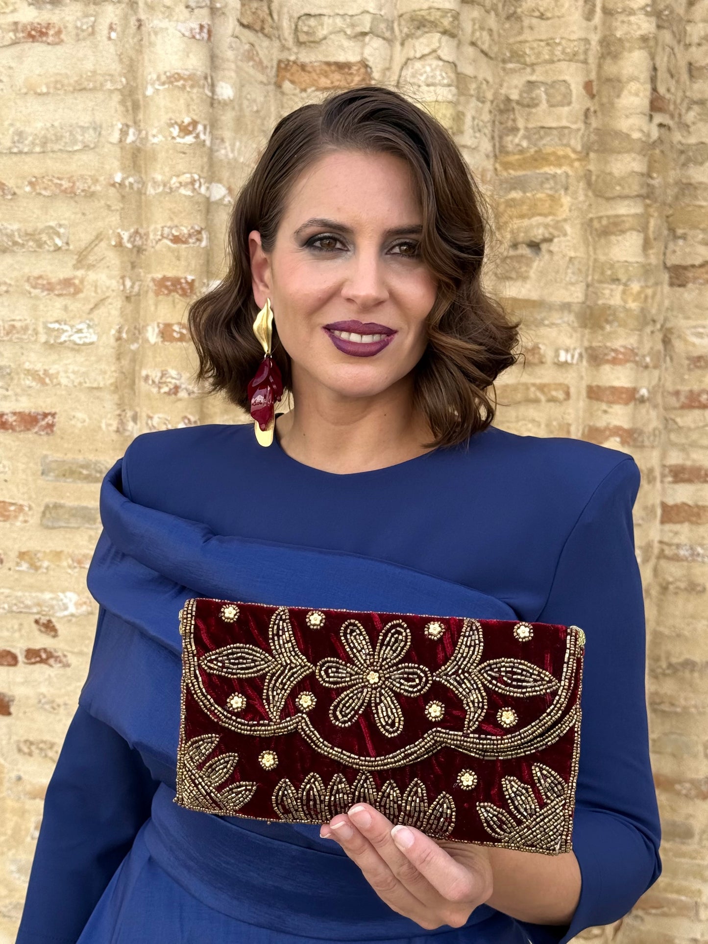 Bolso Clutch Joya Bordado Burdeos