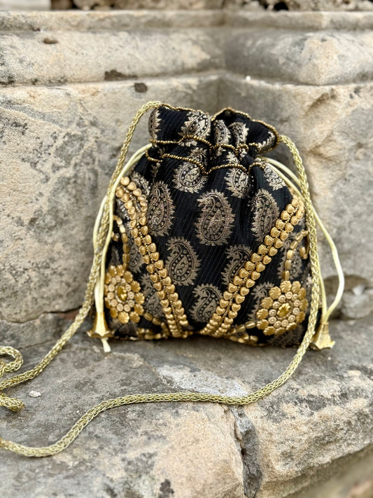 Limosnera Dubái Negra