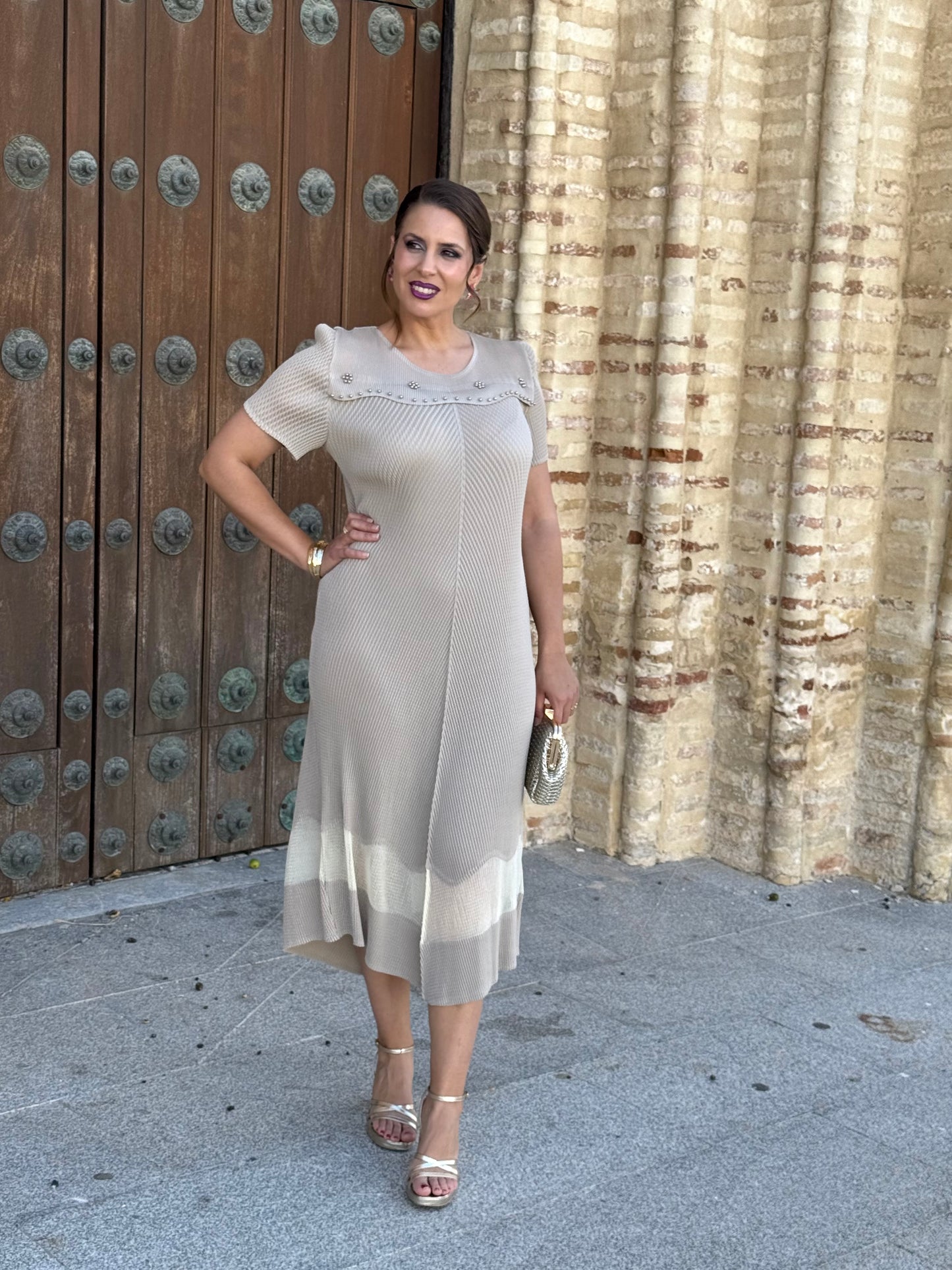 Vestido Liora Beige