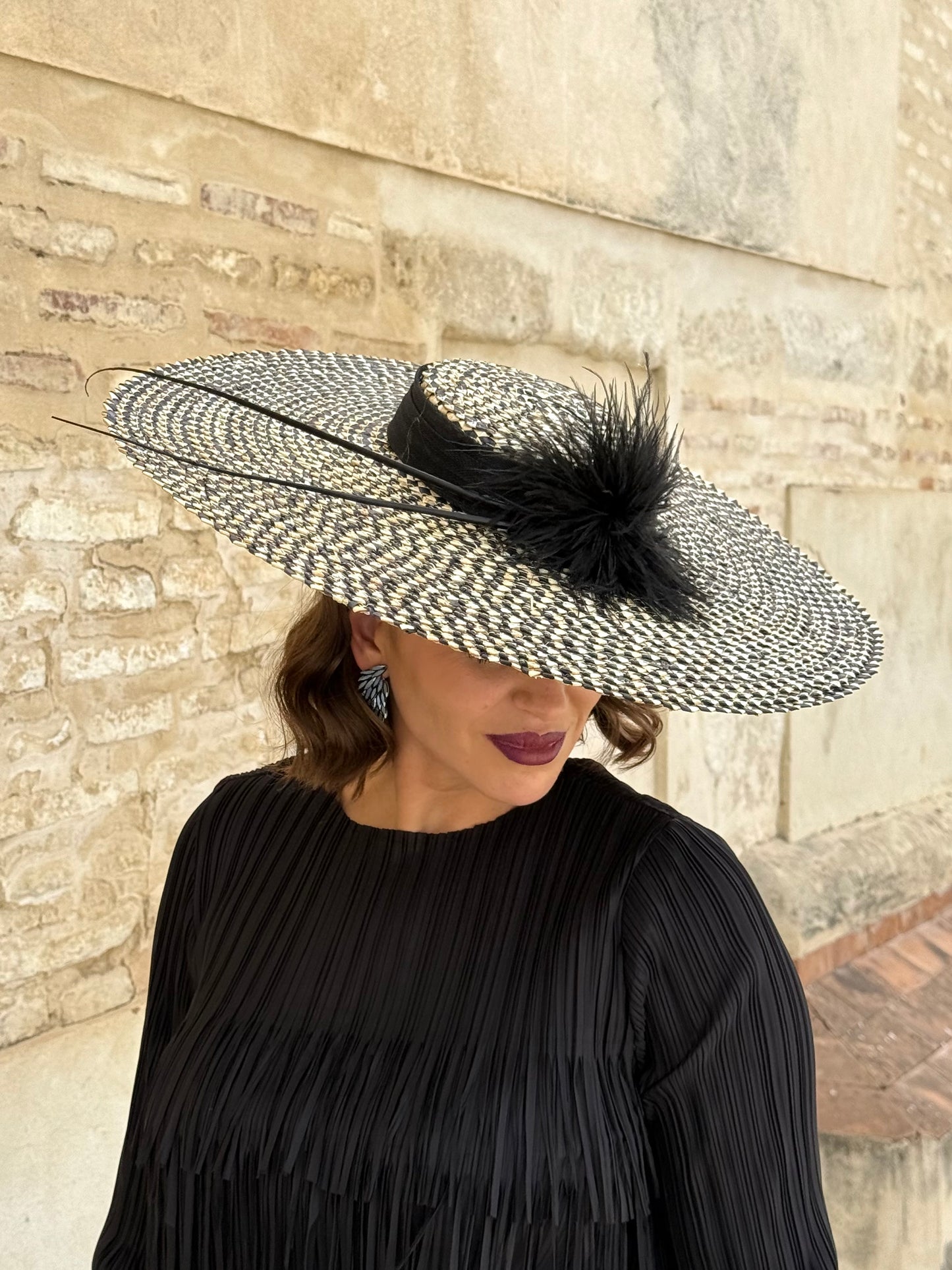 Pamela Elegancia Noir
