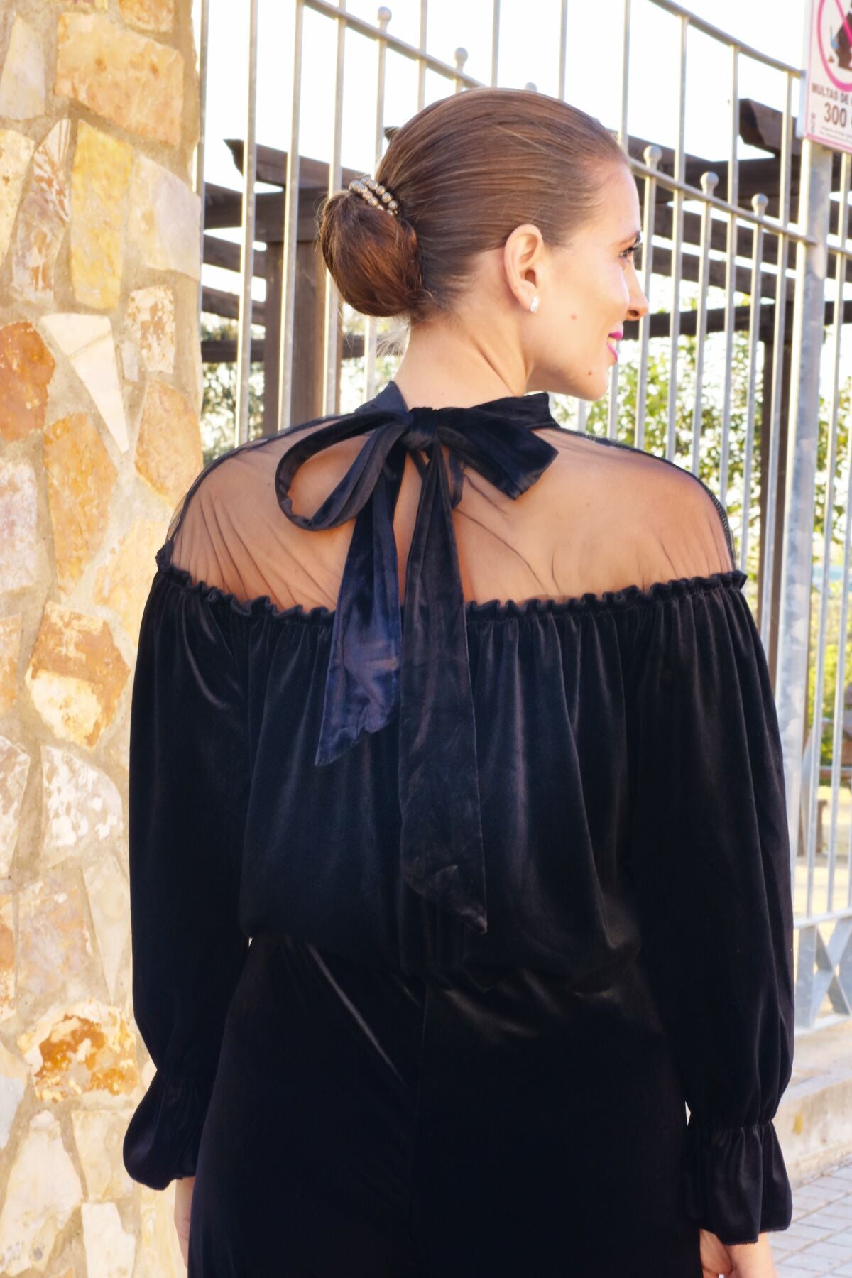 Blusa terciopelo Negra